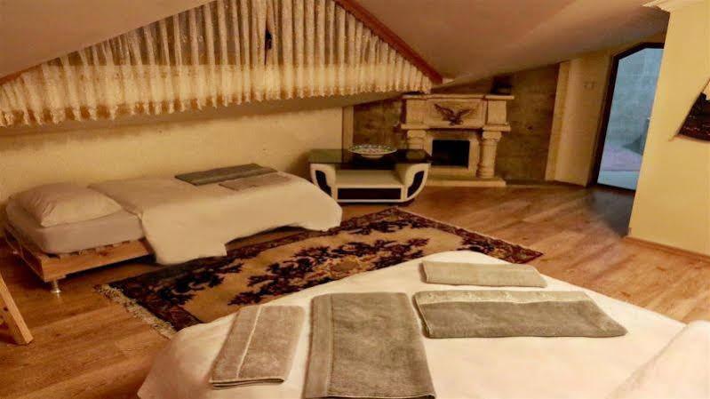 Uchisarstonehouse Hotel Nevşehir Ngoại thất bức ảnh